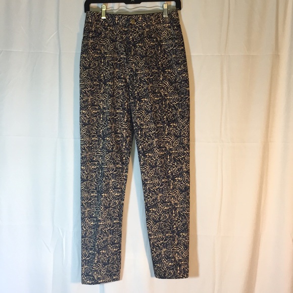 Dana Buchman Pants - DANA BACHMAN SIZE 2 Navy, cream .